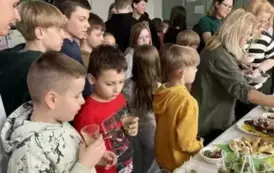 Szpinakowy poczęstunek dla wszystkich uczni&oacute;w szkoły