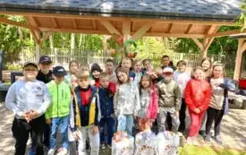 Uczniowie klasy 2b z SP6 w Sochaczewie, otrzymali II miejsce w Powiatowym Konkursie &quot;Eko Wianek&quot; organizowany przez plac&oacute;wkę opiekuńczo - wychowawczą &quot;Atria&quot;.